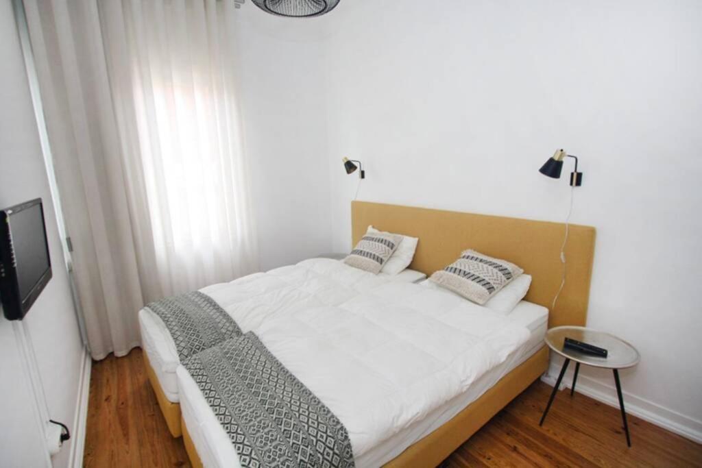 Casa A 50M Da Praia, Zona Central Da Nazare Exterior photo